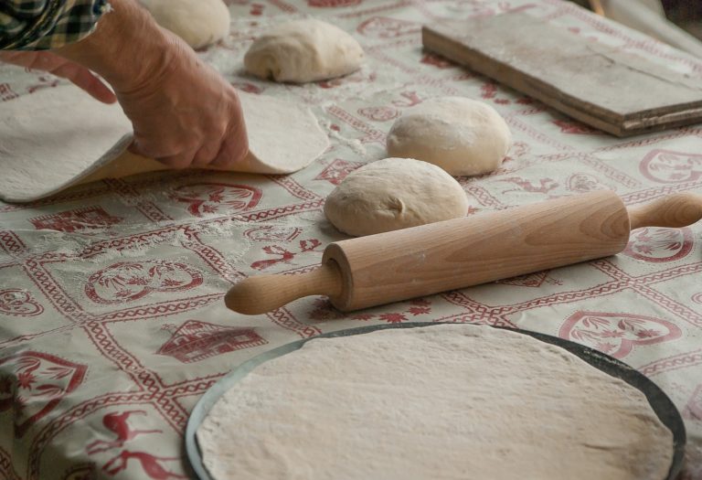 Pâte à pizza au robot pâtissier : La recette complète