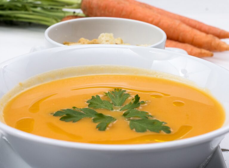 Soupe de carotte au blender chauffant : La recette complète