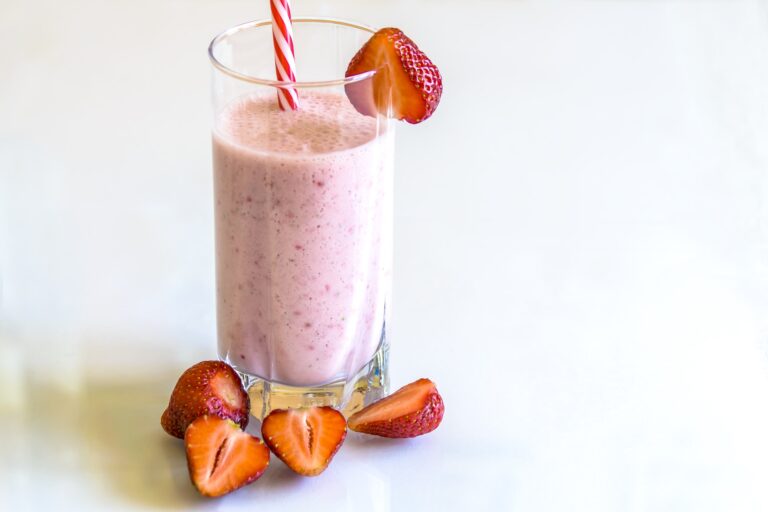 Smoothie fraise et banane au Blender : La recette complète